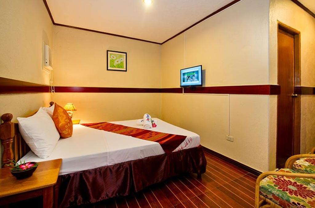 Floral Villarosa Puerto Princesa Room photo