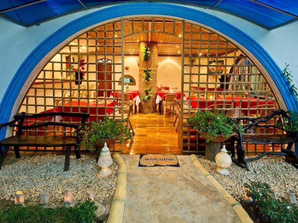 Floral Villarosa Puerto Princesa Exterior photo