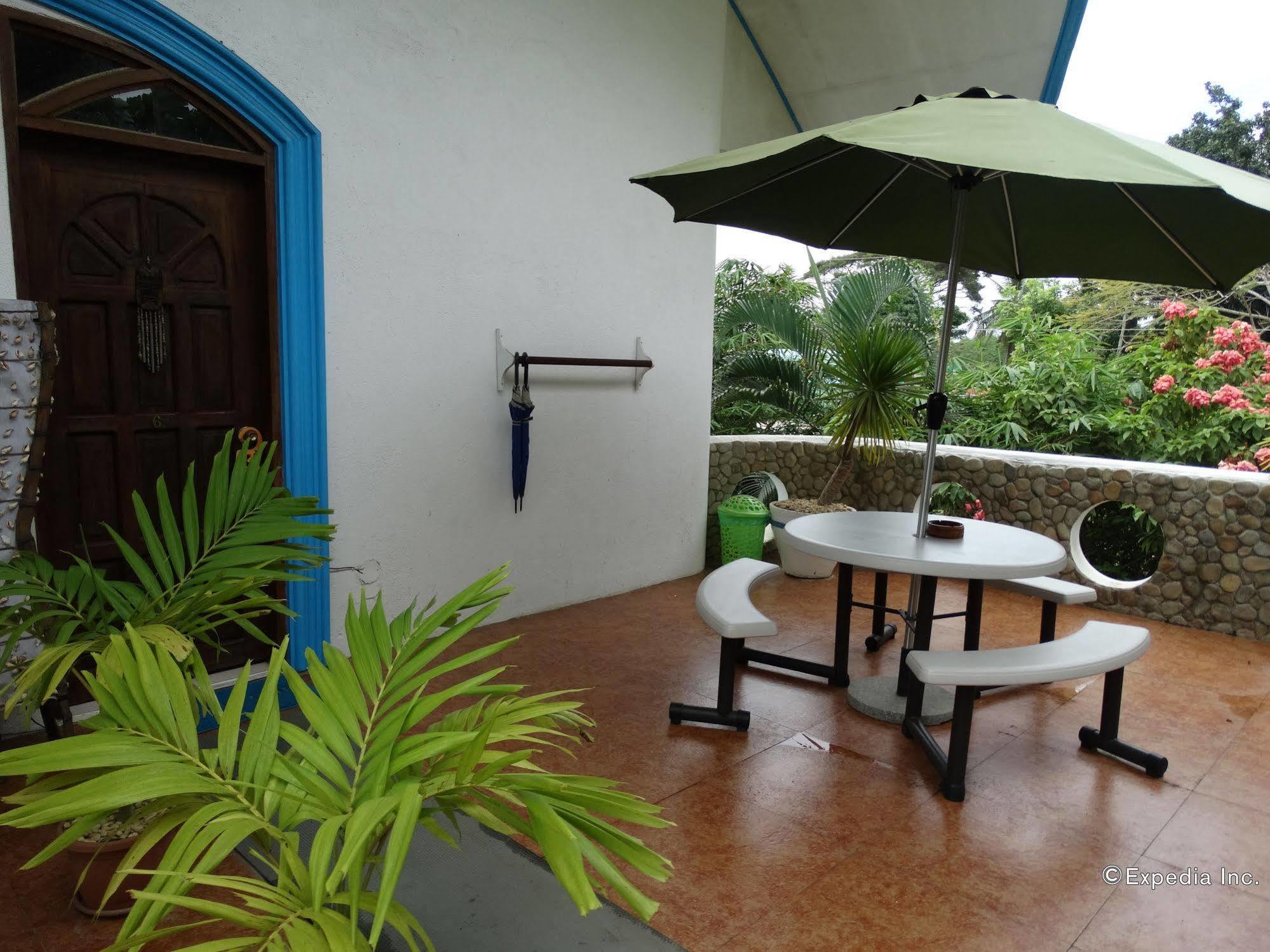 Floral Villarosa Puerto Princesa Exterior photo
